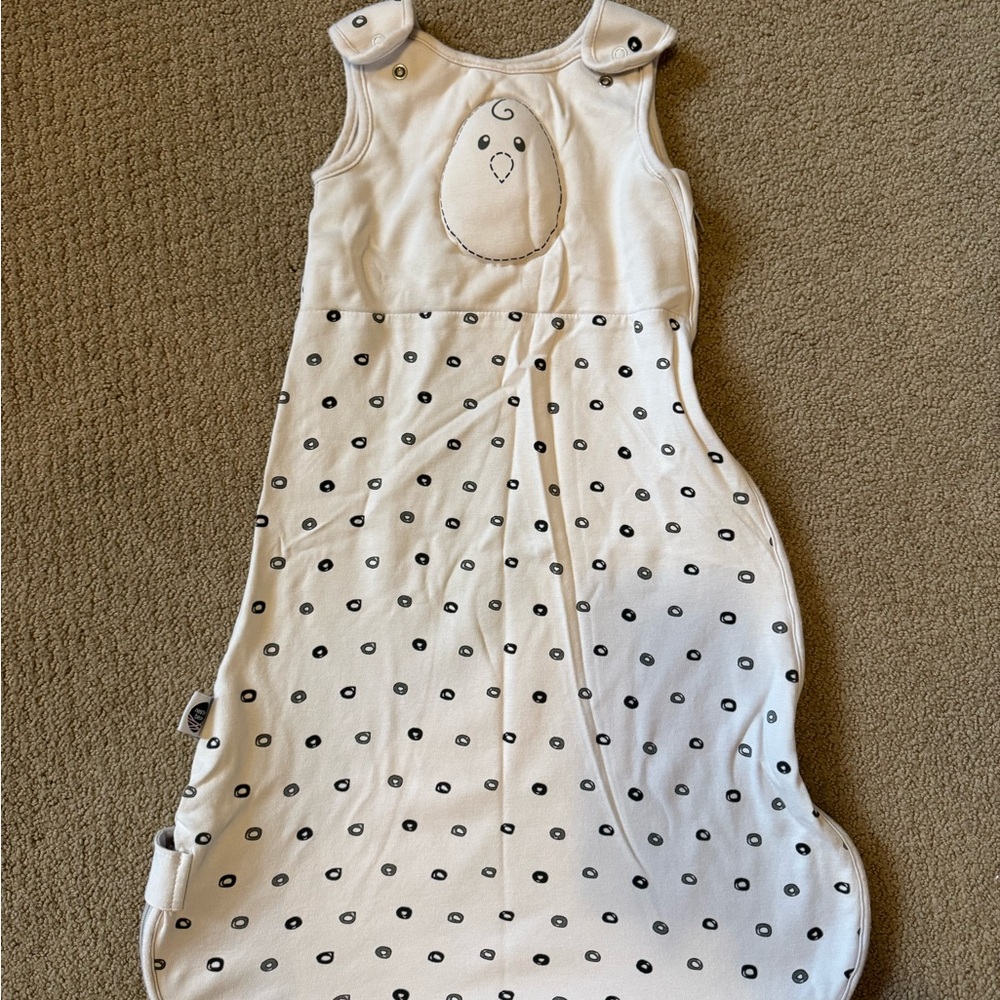 Nested Bean Zen Sack – Size Medium (6–15mo / 16–26lbs) – Cream & Black